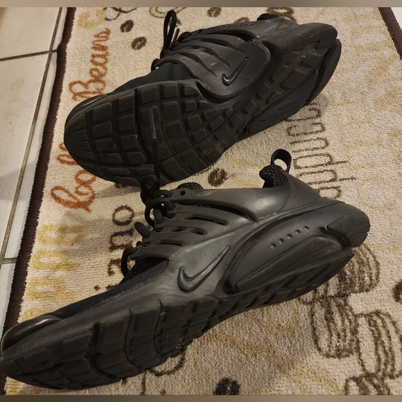 Youth Nike Prestos Triple Black Y7 - Picture 3 of 5